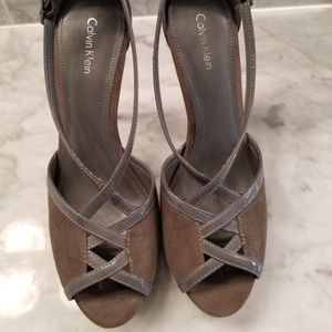 Calvin Klein Stiletto Suede Trim - PRISTINE